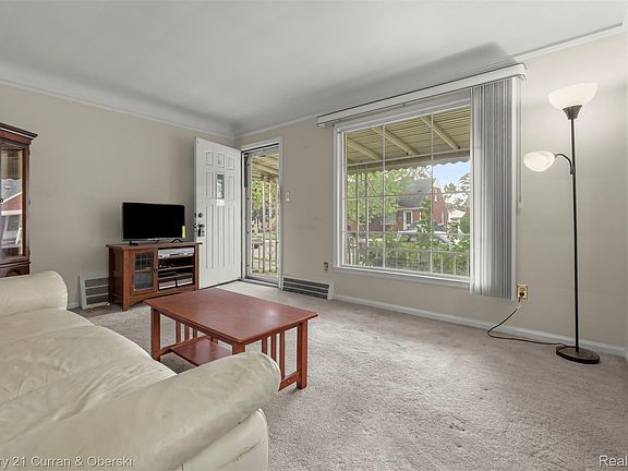 4th image of 1659 18th St