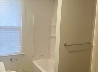 71 W Main St APT B, Dallastown, PA 17313