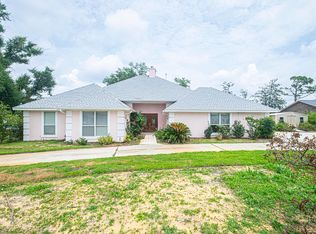 2400 Bayview Ave, Panama City, FL 32405