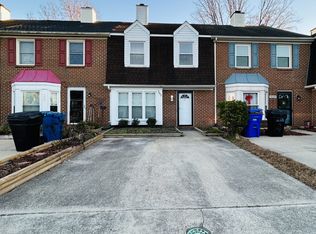 5607 Gates Landing Rd, Virginia Beach, VA 23464