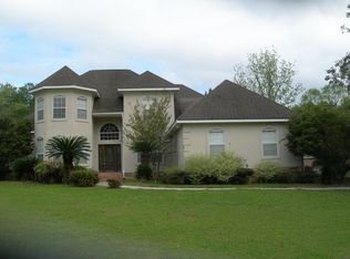 61 Twin Lake Xing, Hattiesburg, MS 39401