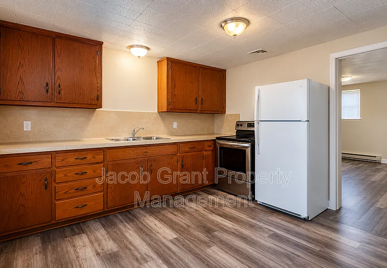 298 W 17th St #294 — Photo 5