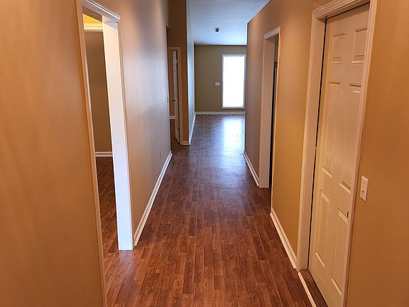 2nd image of 123 Trunbury Dr