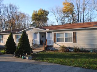 133 Jeffries Rd, Fayetteville, WV 25840