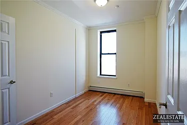 Rented by ZealEstate Group Inc