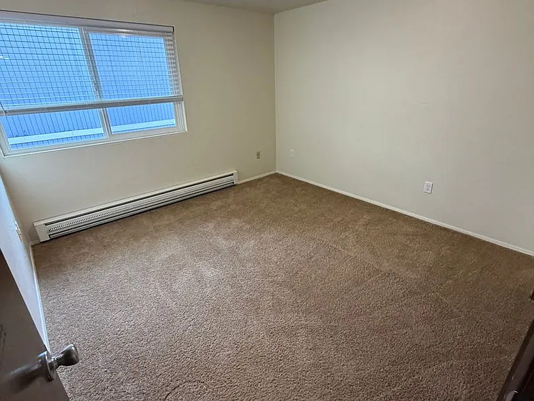 950 NW Sycamore Ave #11 — Photo 10