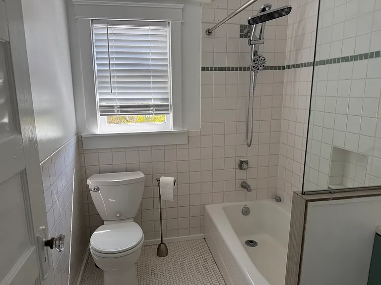 Second bathroom.