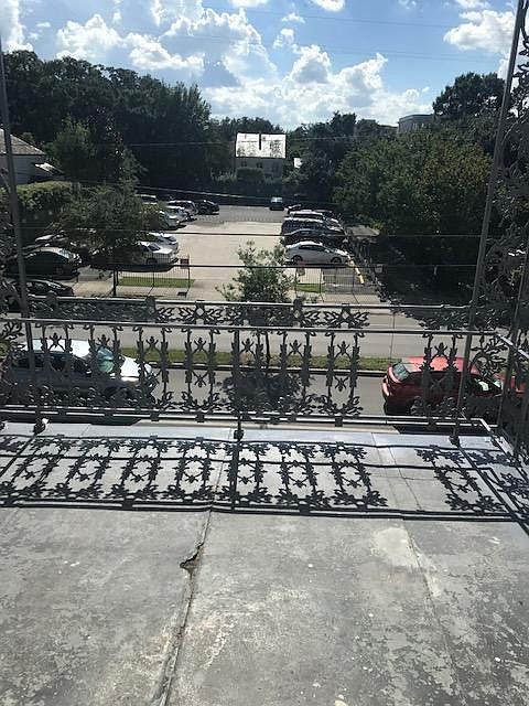1st image of 1529 Jackson Ave #4