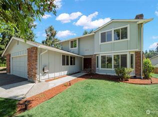 101 Madrona Park Dr, Steilacoom, WA