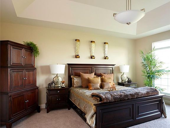 Photo representation of a similar home.  Some features shown may be optional.