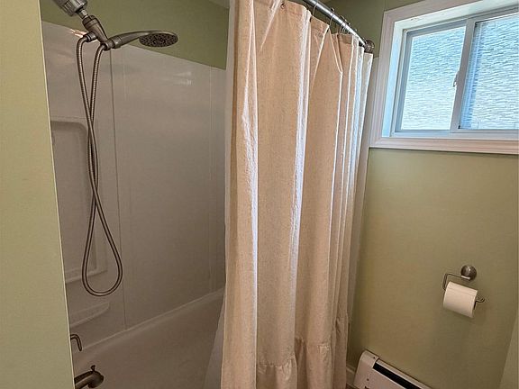 14th image of 20205 Saint Francis St