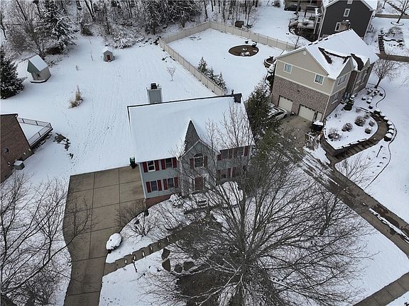 4th image of 130 Westminster Dr