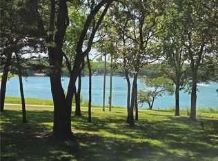 69 E Sugar Lake Dr, Mound City, KS 66056