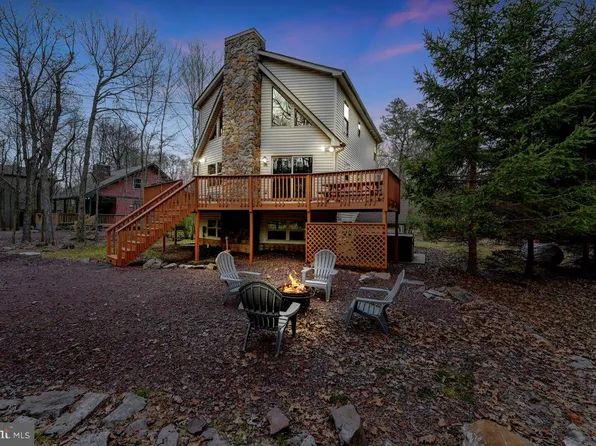 48 Estates Dr, Lake Harmony, PA 18624