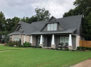 8412 S 4th St, Broken Arrow, OK 74011