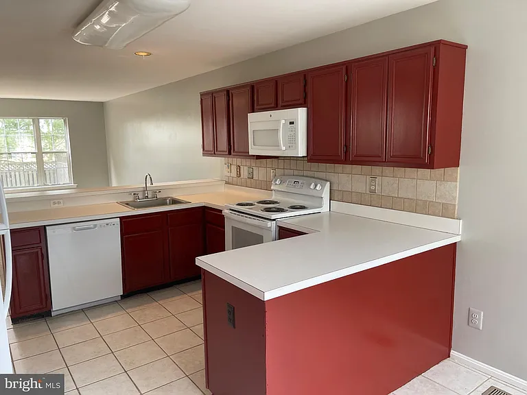6 Marketree Ct — Photo 40