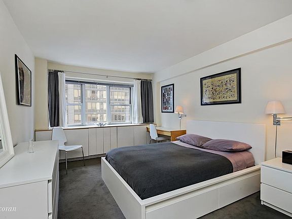 3rd image of 153 E 57th St APT 12H