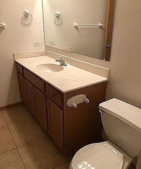 1990 Larkin Ave #9 — Photo 8