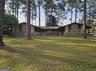 135 Kathleen Rd, Swainsboro, GA 30401