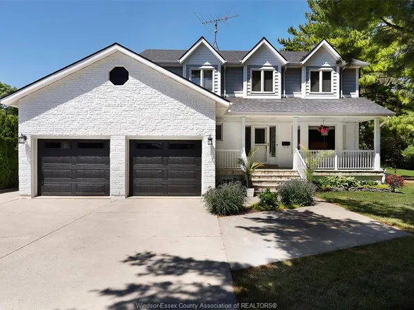1675 Division Rd N, Kingsville, ON N9Y 2H1