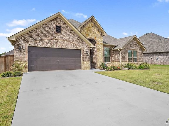2nd image of 7323 Harvest Hill Dr