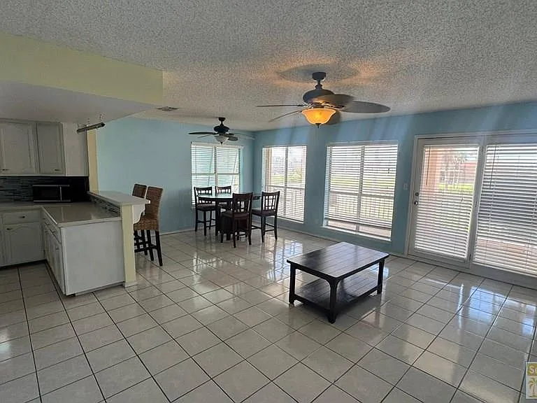 108 W Capricorn Dr — Photo 8