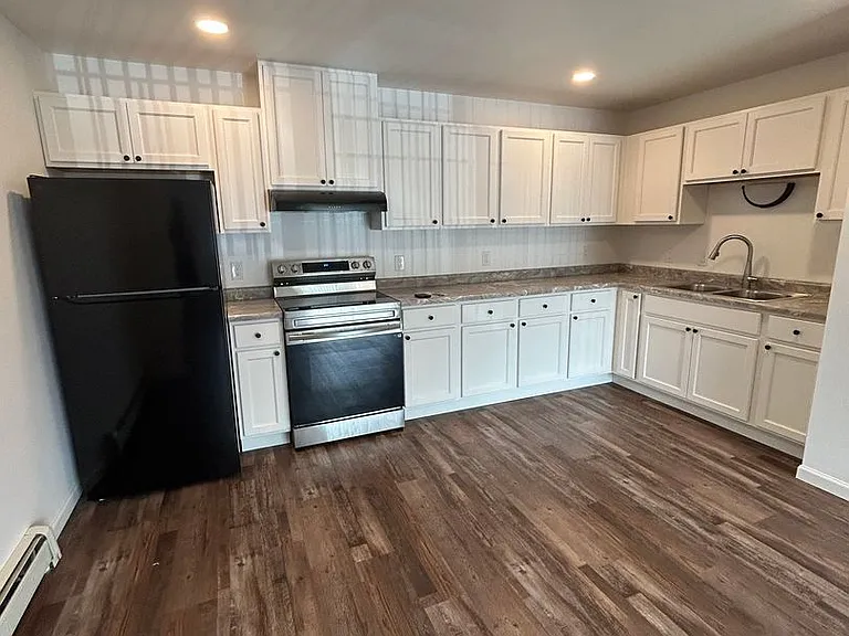 1214 Mosinee Ave — Photo 3