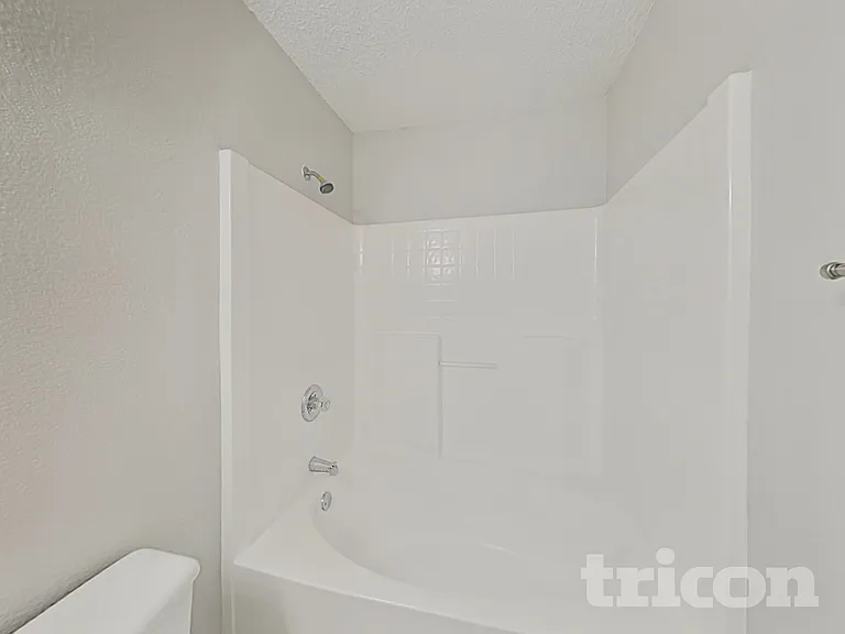 10525 Flamewood Dr — Photo 26