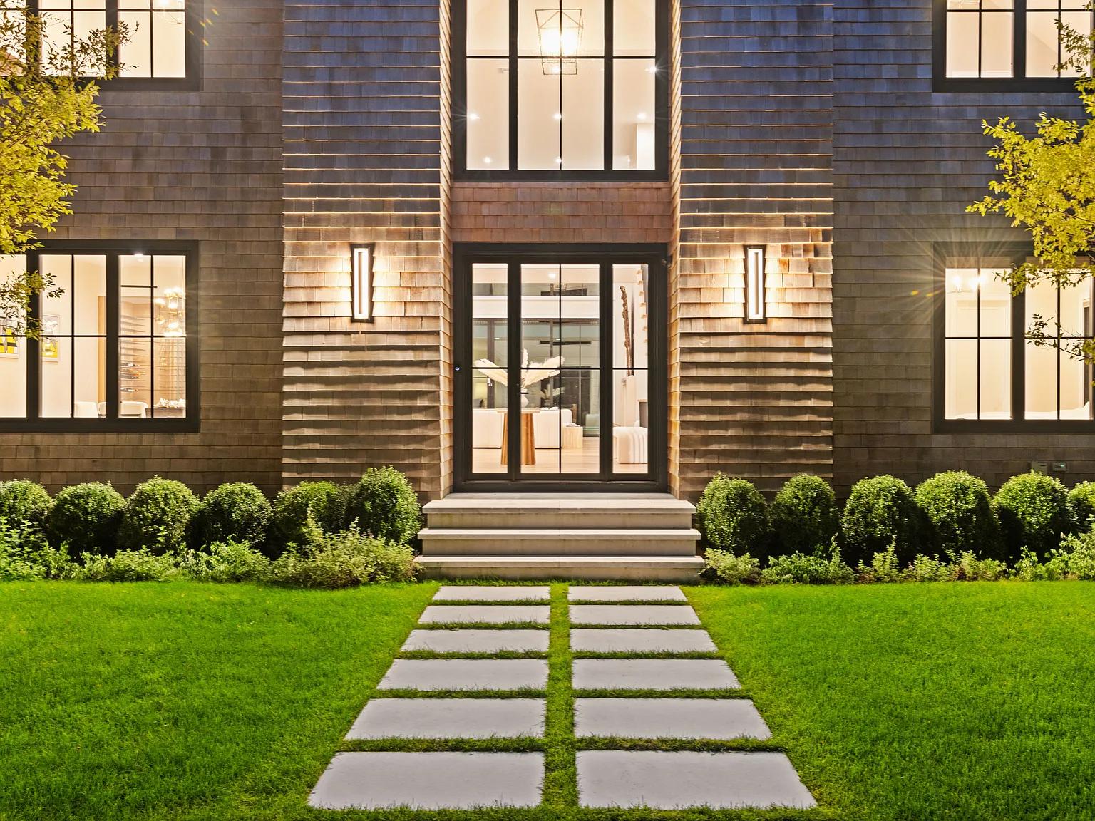 Immaculate New Construction in Sagaponack — Photo 2