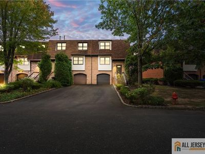 5208 N Oaks Blvd, North Brunswick, NJ, 08902