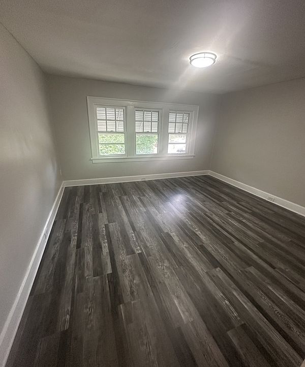 1st image of 10518 Parkhurst Dr APT 3