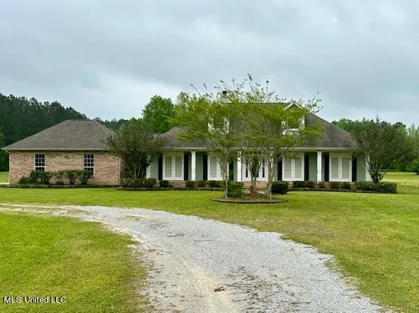378 McSween Rd, Picayune, MS 39466