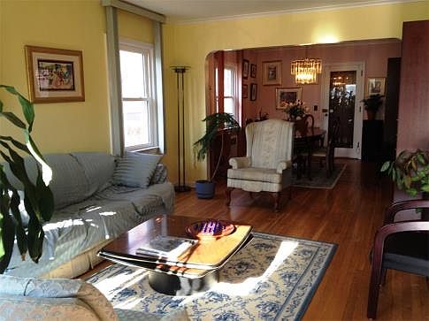 4th image of 21303 Richland Ave