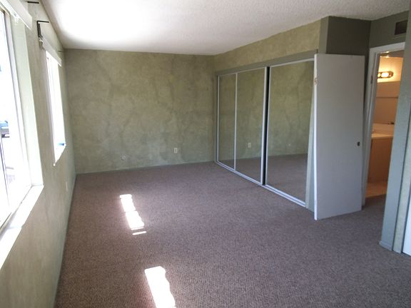3rd image of 1777 Pentuckett Ave #A