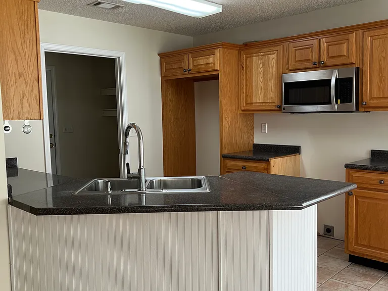 118 Pinehurst Ct — Photo 13