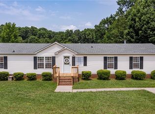 105 Ironwood Rd, Simpsonville, SC 29681