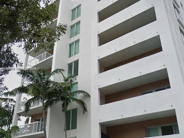 2740 SW 28th Ter APT 503, Miami, FL 33133