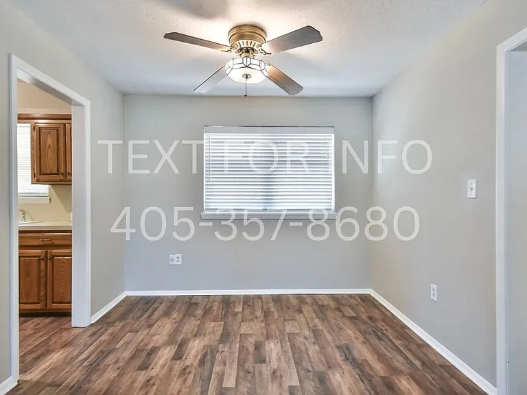 2201 W Parkview Ave — Photo 4