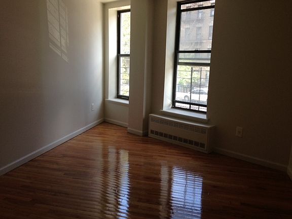 3rd image of 2830 Frederick Douglass Blvd APT 2C