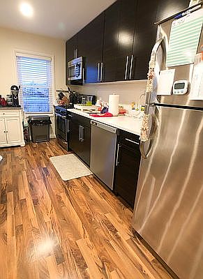 5th image of 2333 21st St #2
