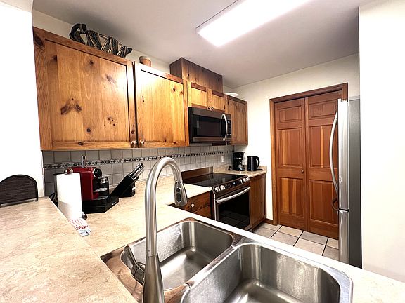 3rd image of 4355 Northlands Blvd