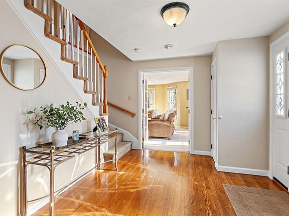 2nd image of 69 Jefferson Rd