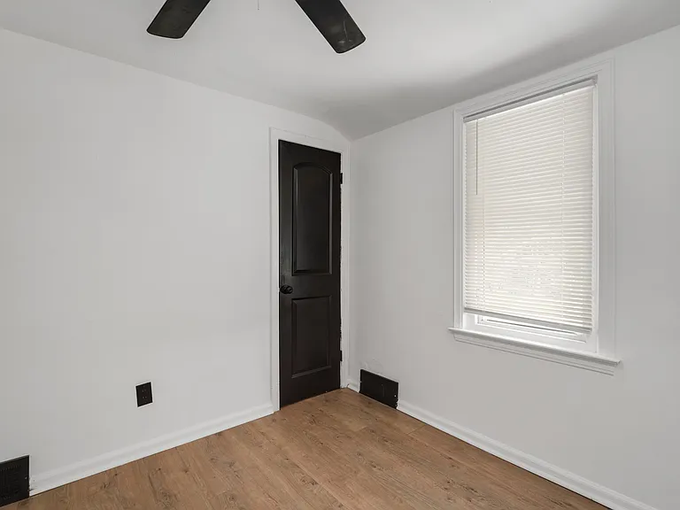 13891 Fairmount Dr — Photo 18