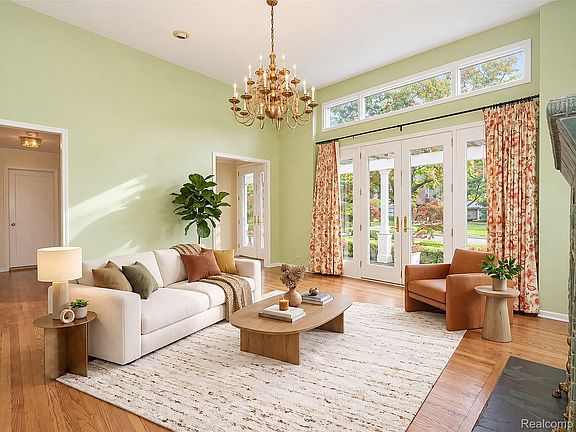 3rd image of 209 Chesterfield Ave