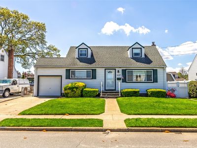 2127 Erma Drive, East Meadow, NY, 11554