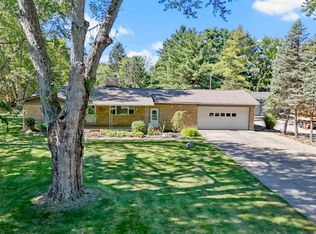 11994 Greenfield Rd, Zionsville, IN 46077