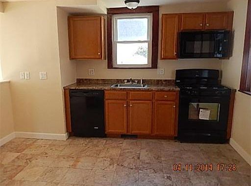 2nd image of 25 Ashland Ave