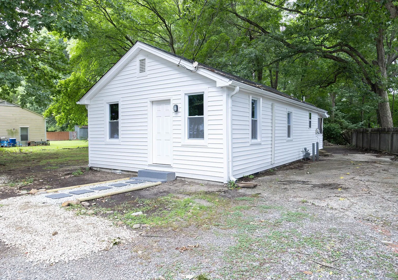 Charming Renovated Rancher in the Heart of Newport News — Photo 1