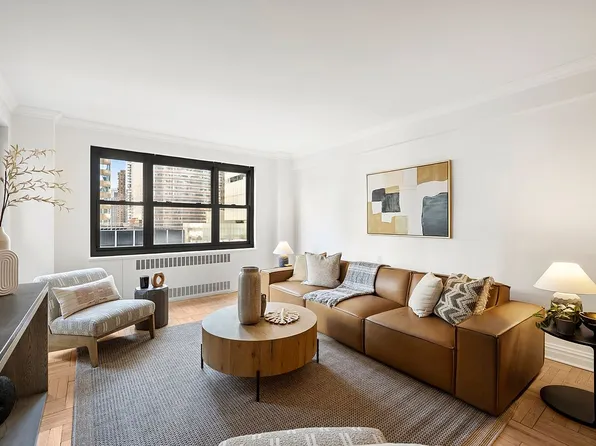 135 E 54th St APT 14B, New York, NY 10022