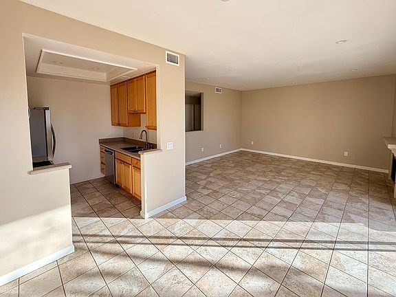 3rd image of 701 Kettner Blvd Unit 115